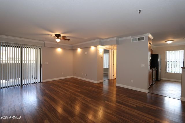 2025 E CAMPBELL Avenue 103, Phoenix, AZ 85016