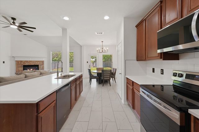 115 Butternut Drive, Fate, TX 75087
