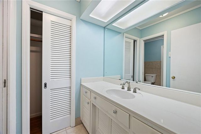 2017 Pine Hill NW Circle, Kennesaw, GA 30144