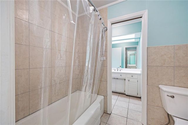 2017 Pine Hill NW Circle, Kennesaw, GA 30144