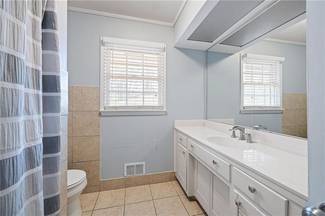 2017 Pine Hill NW Circle, Kennesaw, GA 30144