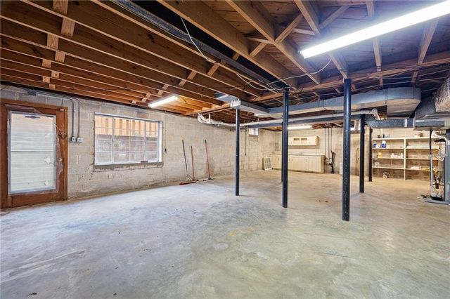 2017 Pine Hill NW Circle, Kennesaw, GA 30144