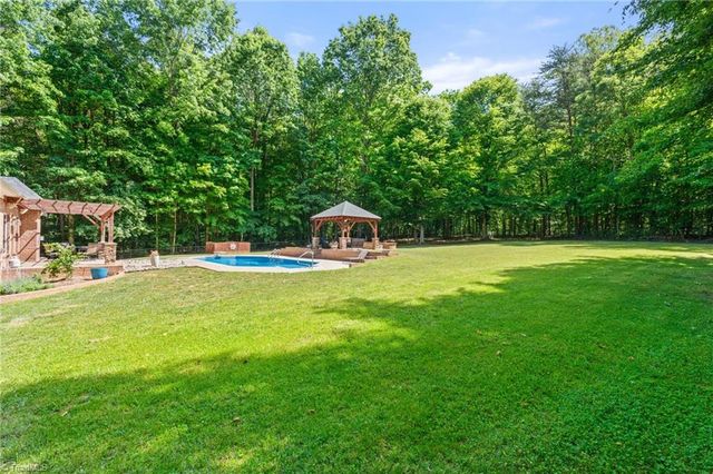 355 Rabbit Farm Trail, Advance, NC 27006
