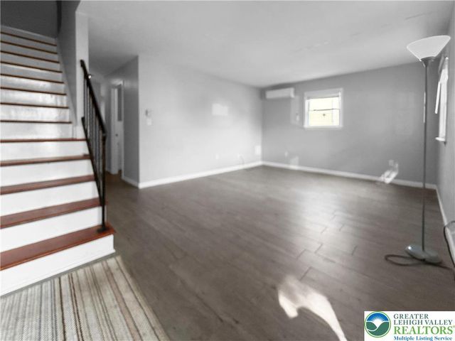 276 Poplar Street, Catasauqua Boro, PA 18032