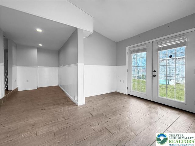 276 Poplar Street, Catasauqua Boro, PA 18032