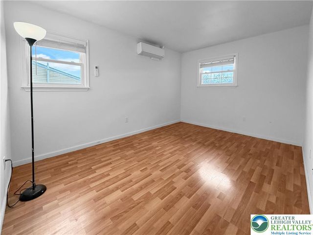 276 Poplar Street, Catasauqua Boro, PA 18032