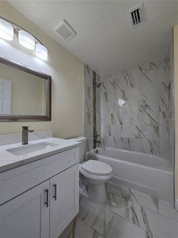 362 LOCUST ROAD, Ocala, FL 34472