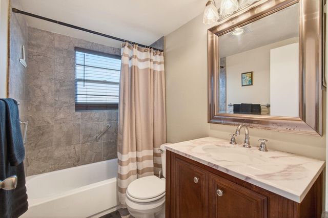 33 Fanshaw A A, Boca Raton, FL 33434