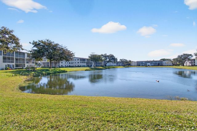 33 Fanshaw A A, Boca Raton, FL 33434