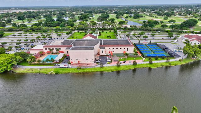 33 Fanshaw A A, Boca Raton, FL 33434