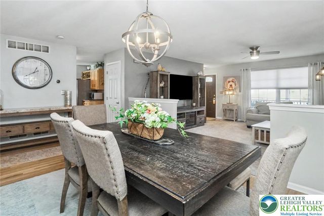 1928 Vintage Drive, Bethlehem Twp, PA 18045