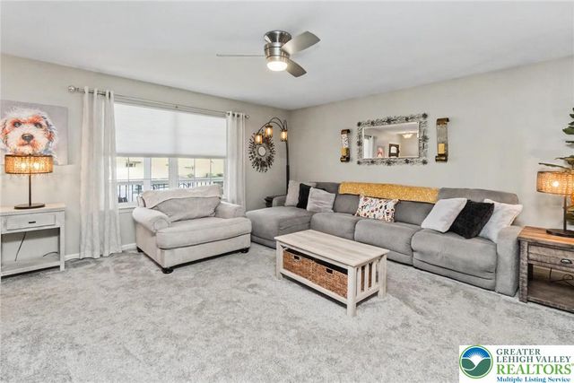 1928 Vintage Drive, Bethlehem Twp, PA 18045