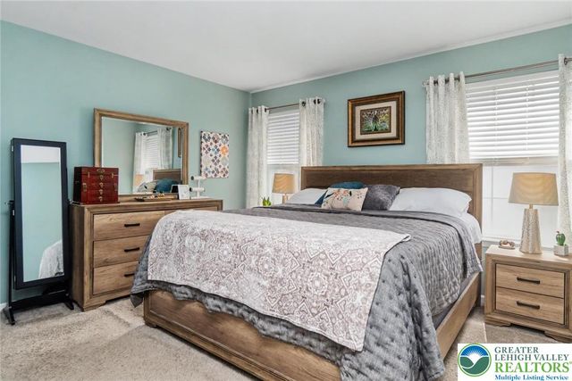 1928 Vintage Drive, Bethlehem Twp, PA 18045