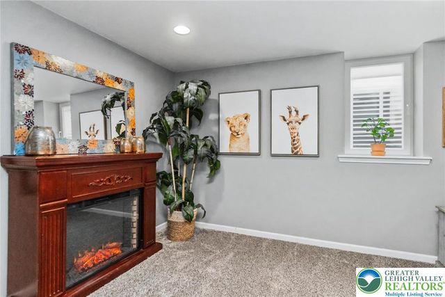 1928 Vintage Drive, Bethlehem Twp, PA 18045