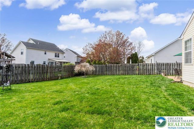 1928 Vintage Drive, Bethlehem Twp, PA 18045