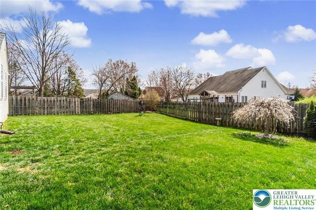 1928 Vintage Drive, Bethlehem Twp, PA 18045