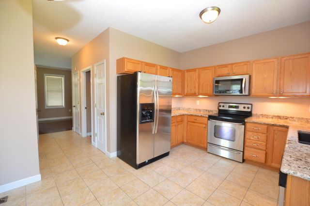 318 Osprey Point Drive, Sneads Ferry, NC 28460