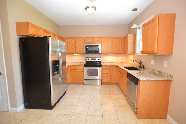 318 Osprey Point Drive, Sneads Ferry, NC 28460