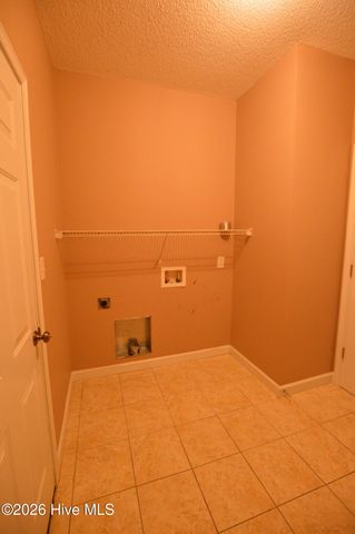 318 Osprey Point Drive, Sneads Ferry, NC 28460