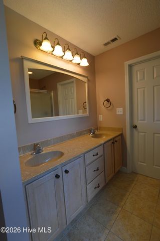 318 Osprey Point Drive, Sneads Ferry, NC 28460