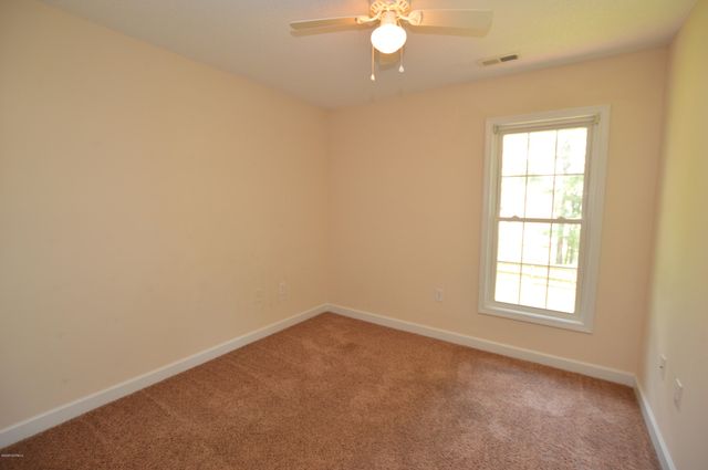 318 Osprey Point Drive, Sneads Ferry, NC 28460