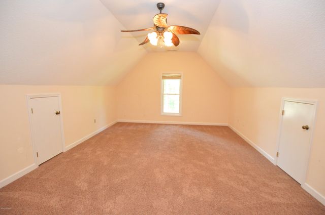 318 Osprey Point Drive, Sneads Ferry, NC 28460