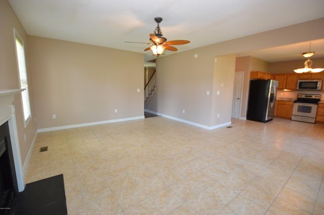 318 Osprey Point Drive, Sneads Ferry, NC 28460
