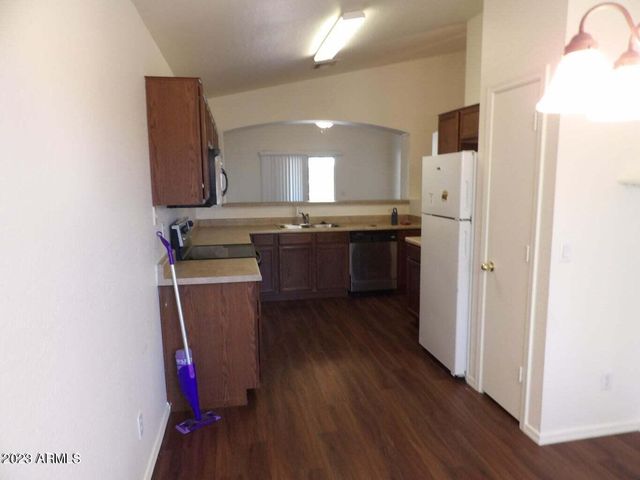 23742 W HIDALGO Avenue, Buckeye, AZ 85326