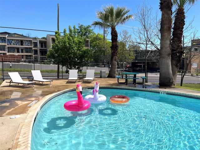 3304 Red River ST 208, Austin, TX 78705