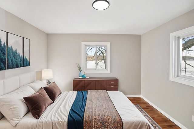 3312 W Lake Shore Drive, Wonder Lake, IL 60097