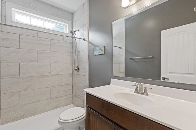 168 Baylee Circle, Galivants Ferry, SC 29544