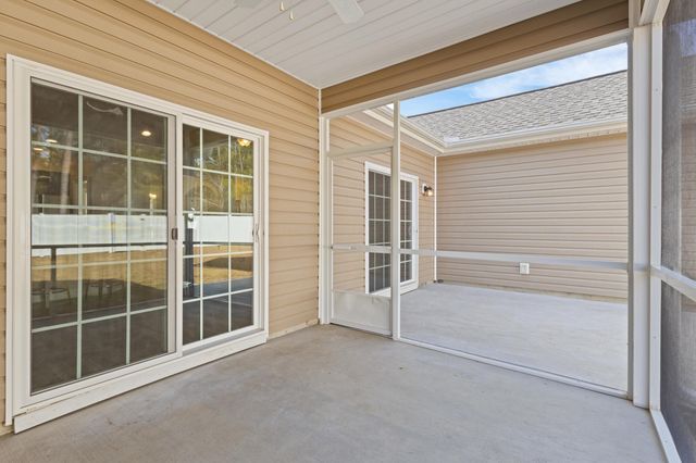 168 Baylee Circle, Galivants Ferry, SC 29544