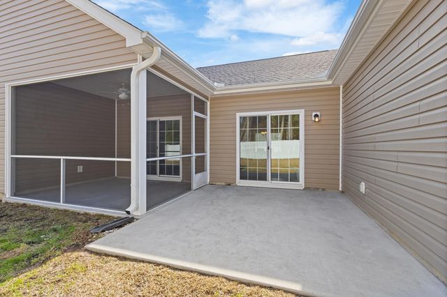168 Baylee Circle, Galivants Ferry, SC 29544
