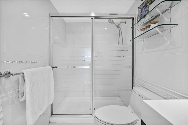 1985 S Ocean Dr PHJ, Hallandale Beach, FL 33009