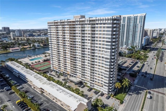 1985 S Ocean Dr PHJ, Hallandale Beach, FL 33009