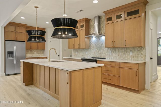 173 Elokwa Way, Loudon, TN 37774