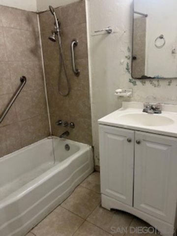 3605 S Barcelona St, Spring Valley, CA 91977