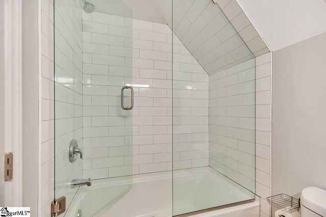 425 Lakewood Drive, Townville, SC 29689
