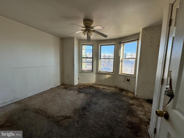 2710 N 19TH ST, Philadelphia, PA 19132