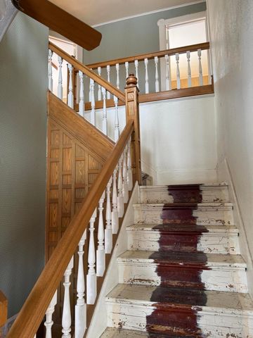 504 S Superior Street, Albion City, MI 49224