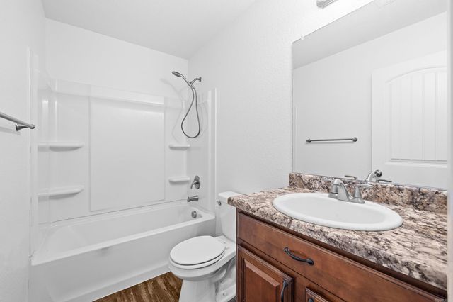 13 Oakland Cir, Austin, AR 72007