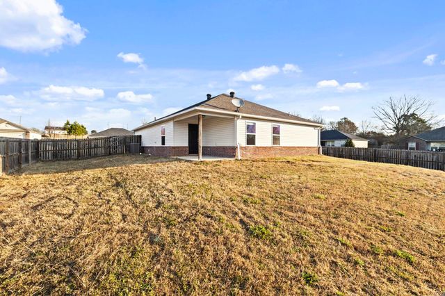 13 Oakland Cir, Austin, AR 72007