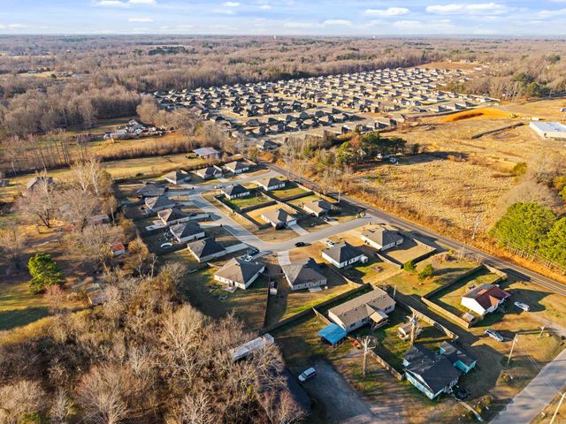 13 Oakland Cir, Austin, AR 72007