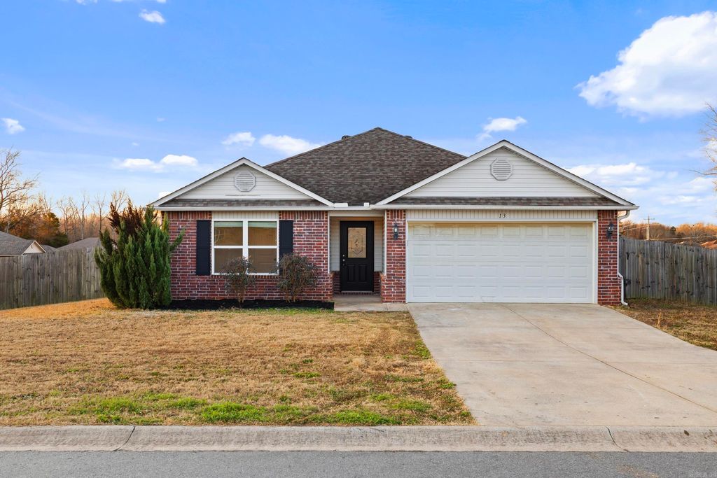 13 Oakland Cir, Austin, AR 72007