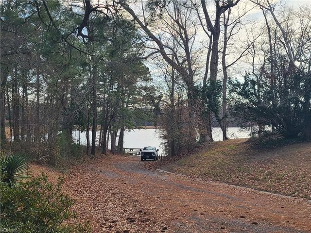 1328 River RD, Suffolk, VA 23434