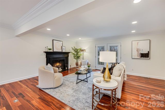 8 Hickory Ridge Court, Lake Wylie, SC 29710