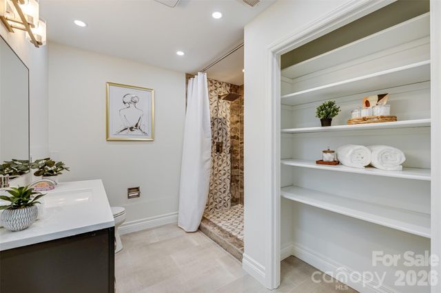 8 Hickory Ridge Court, Lake Wylie, SC 29710