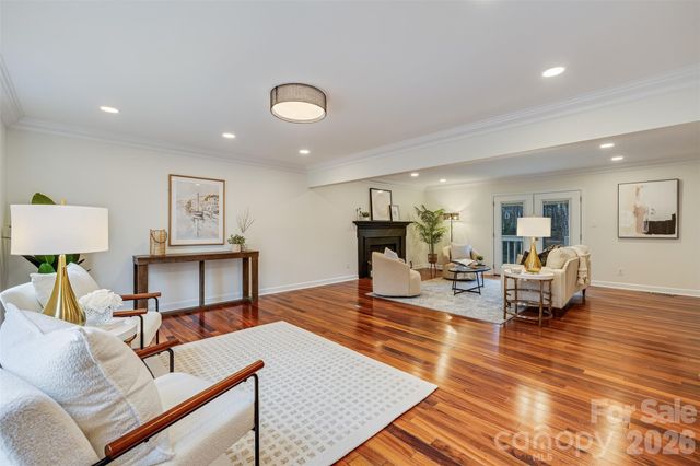 8 Hickory Ridge Court, Lake Wylie, SC 29710