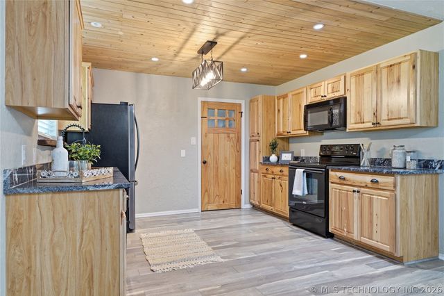 11115 S 250th East Avenue, Broken Arrow, OK 74014