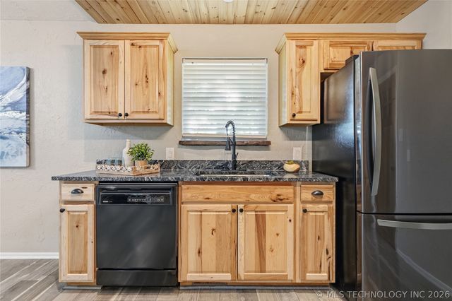 11115 S 250th East Avenue, Broken Arrow, OK 74014